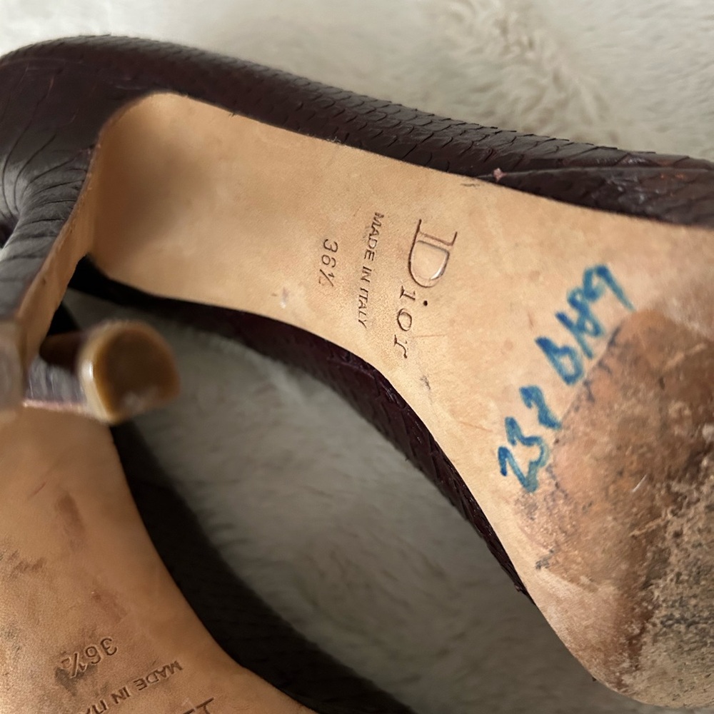 Christian Dior Pumps - Picture 6 of 6